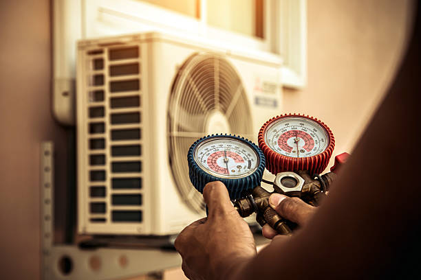Professional Hvac technician working in Kelayres, PA